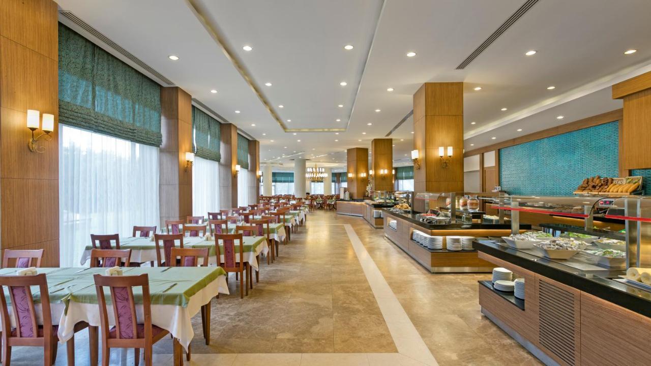 Oezkaymak Select Resort Alanya Exteriör bild
